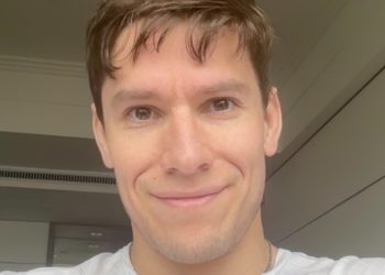 Joseph Jacks, açık kaynaklı start-up’ları destekleyerek “hayırseverlik ve kapitalizm paradoksu”na bahse giriyor.