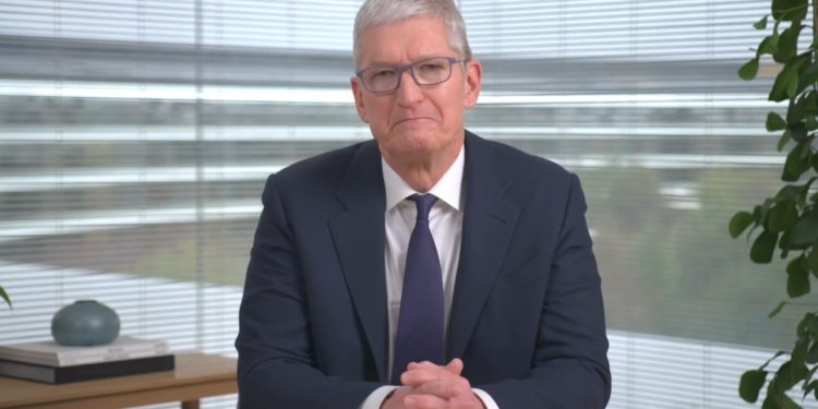 Apple, İspanya’nın yıkıcı sel felaketlerinin ardından yardım çabalarına bağış yapıyor