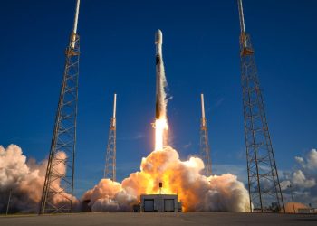 SpaceX, Space Force’un 733 milyon dolarlık fırlatma sözleşmesini kazanıyor.