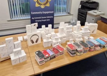 İrlanda polisi sahte Apple ürünlerinde 170.000 dolardan fazla ele geçirdi.