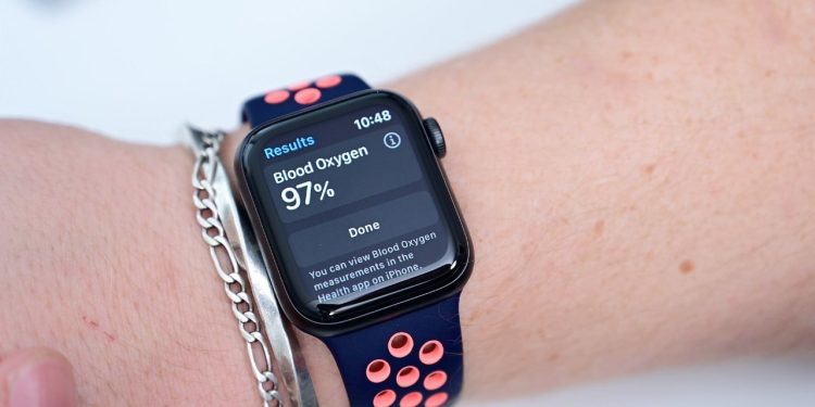 Mahkeme, Masimo’ya karşı açılan son dava sonucunda Apple’a sembolik 250$ tazminat verdi.