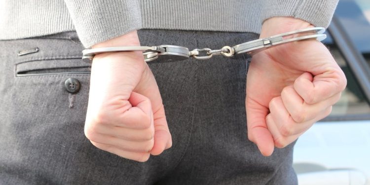 Suç raporu: NFL oyuncusuna soygun, SEC hack’lendi ve ABD genelinde iPhone hırsızları tutuklandı