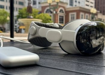Apple Vision Pro, 15 Kasım’da Birleşik Arap Emirlikleri ve Güney Kore’de piyasaya sürülüyor.