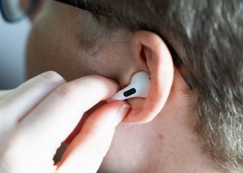 AirPods Pro’nun yeni işitme cihazı özelliklerine yakından bakış
