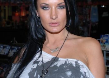 Alektra Blue