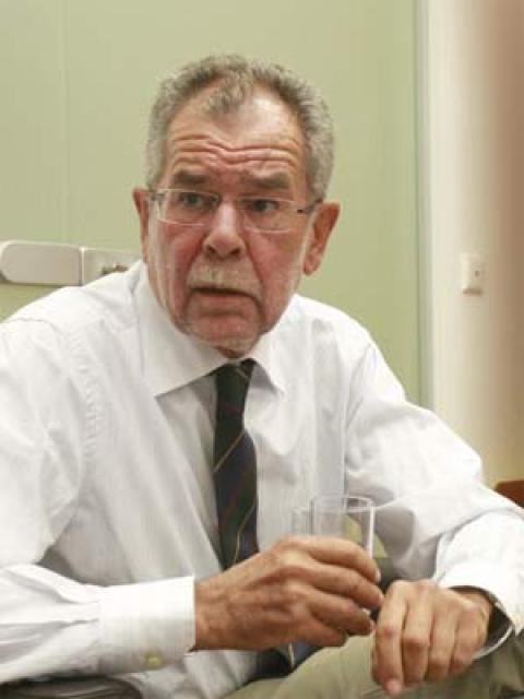 Alexander Van der Bellen