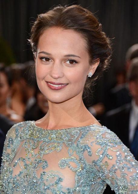 Alicia Vikander