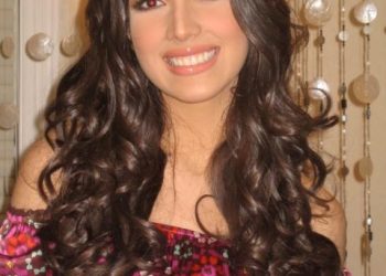 Amelia Vega