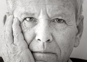 Amos Oz