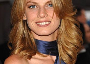 Angela Lindvall