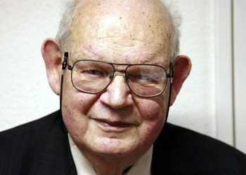 Benoit Mandelbrot