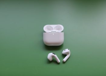Apple AirPods 4 Aktif Gürültü Önleme İncelemesi