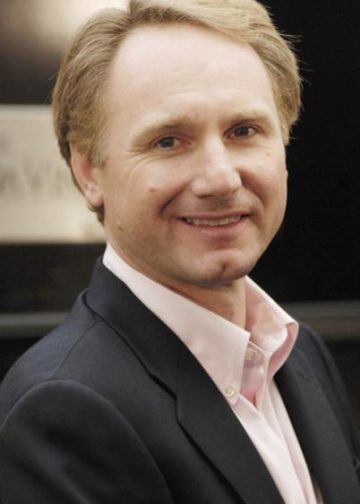 Dan Brown