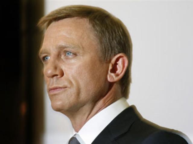 Daniel Craig