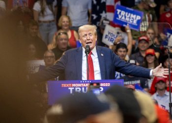 Trump kampanya hack ve sızdırma olayı 2016’nın tekrarı gibi görünüyor. Bu sefer medya kuruluşları farklı bir şekilde yanıt veriyor.