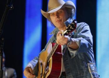 Dwight Yoakam