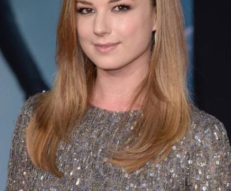 Emily VanCamp