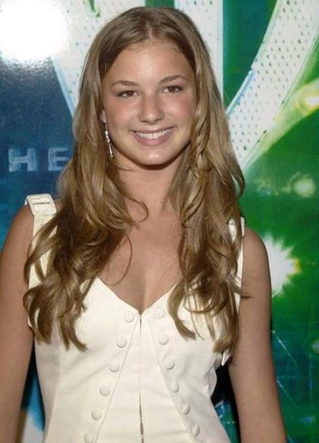 Emily VanCamp