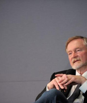 Erik Larson