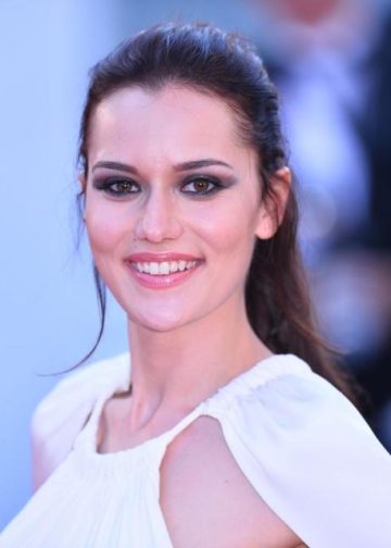 Fahriye Evcen
