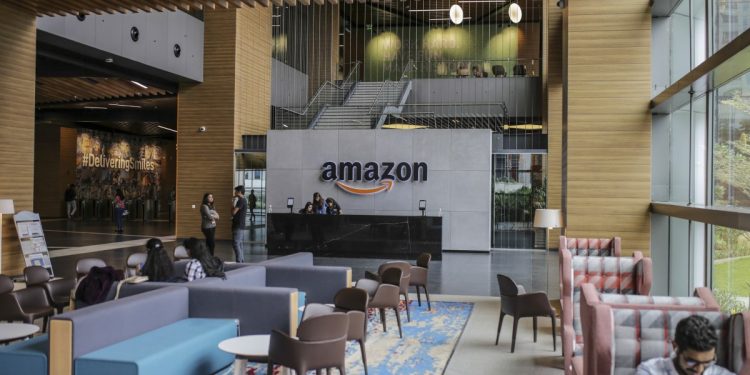 Amazon’un Hindistan işini yönetmek için uzun süredir görev alan yöneticiye başvurmayı tercih ettiği görülüyor.