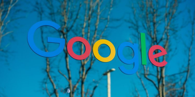 Google, AI ve kişiselleştirilmiş öneri akışı ile Alışveriş sekmesini güçlendiriyor.