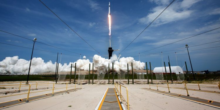 SpaceX, FAA’nın 633K dolarlık cezasını “kurumsal zorluklar” nedeniyle reddediyor.