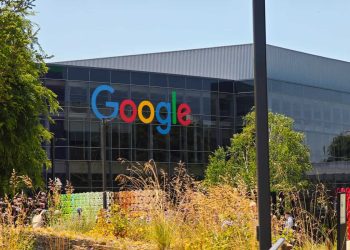 Google destekli “Orion Güneş Enerjisi Çiftliği” ABD’de açıldı