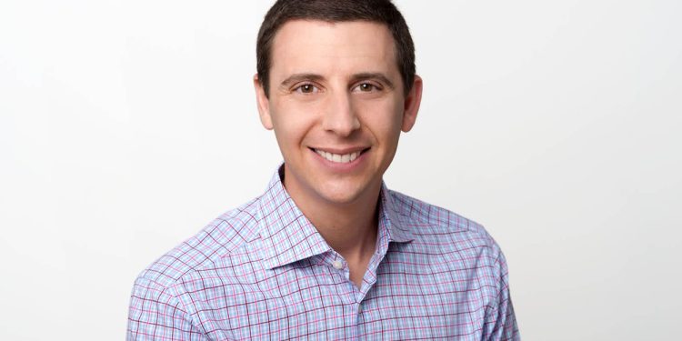 Nick Fox Artık Google Arama’nın Yeni Lideri; Prabhakar Raghavan’ın Yerine Geçti