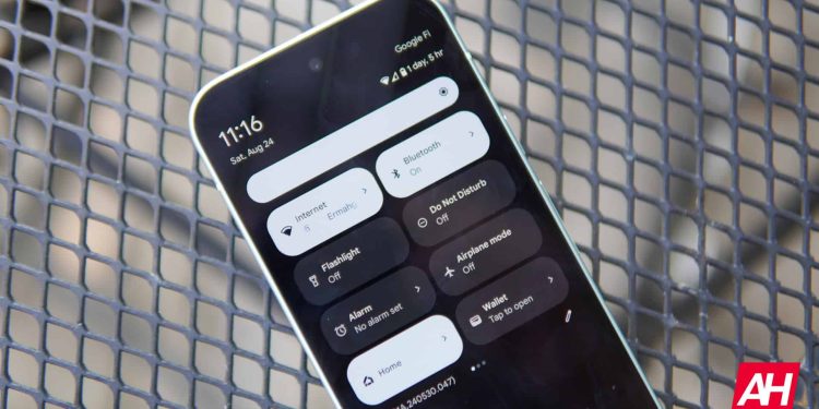 Android 16’nın Hızlı Ayarlar panelleri boyutlandırılabilir olabilir.