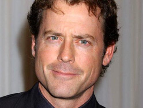 Greg Kinnear