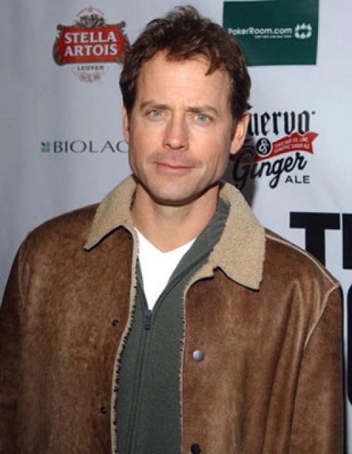 Greg Kinnear