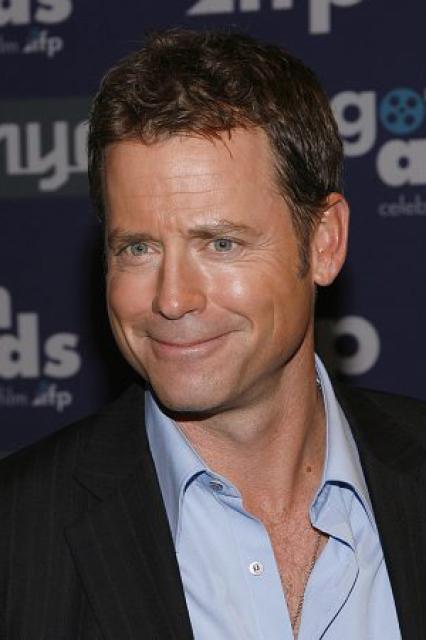 Greg Kinnear