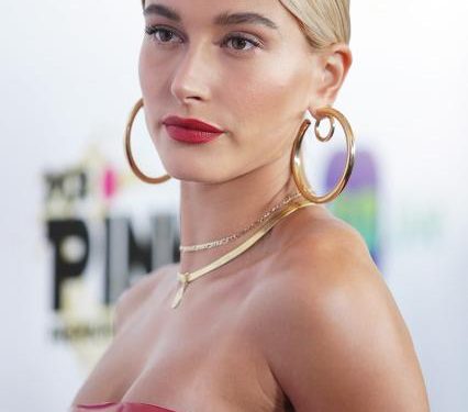 Hailey Bieber
