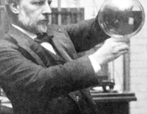 James Dewar