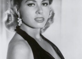 Jeanne Carmen