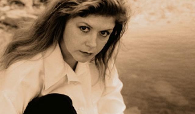 Kirsty MacColl