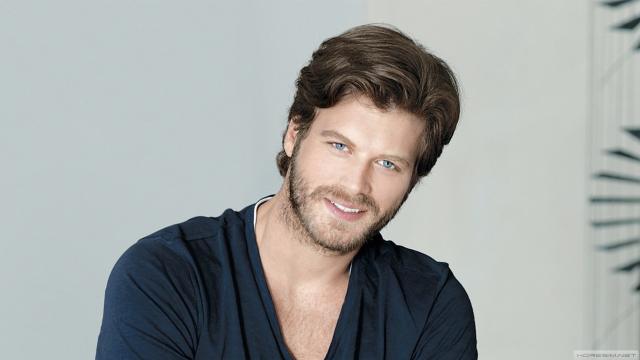 Kivanc Tatlitug