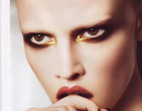 Lara Stone