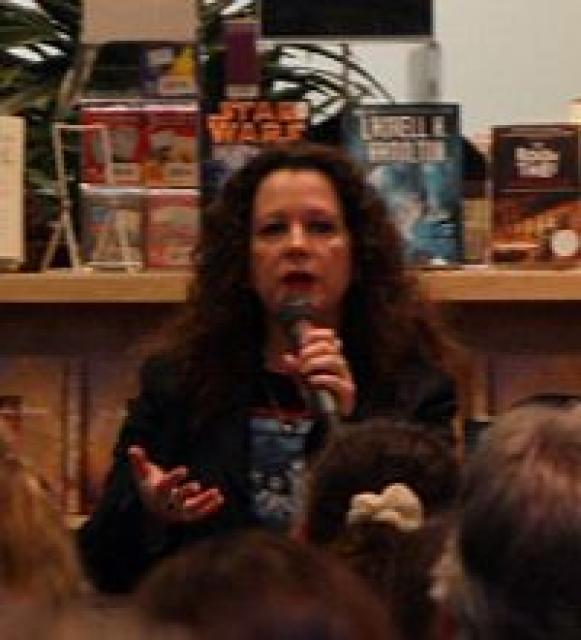 Laurell Hamilton