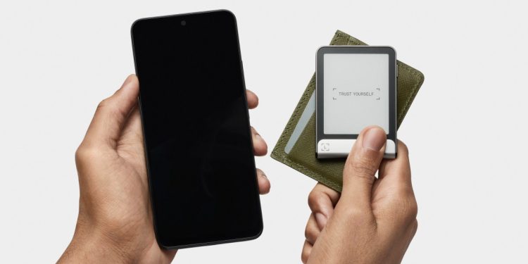 Ledger, orta seviye bir donanım kripto cüzdanı olan Ledger Flex’i piyasaya sürdü.