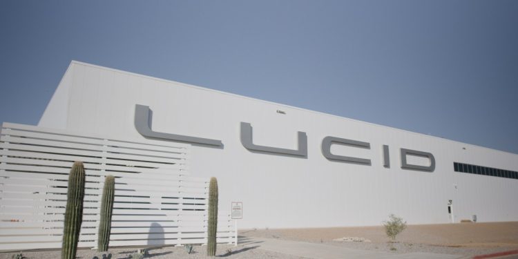 Gravity SUV lansmanından önce üst üste üçüncü çeyrek satış rekorunu kıran Lucid Motors