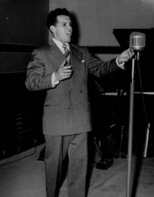Luigi Alva photo Luigi Alva