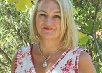 Lynne Graham