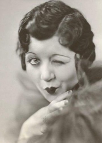 Mae Questel