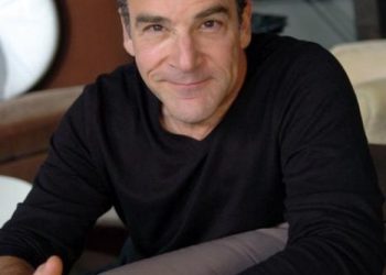 Mandy Patinkin