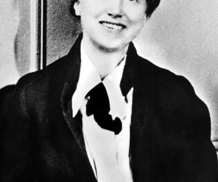 Marianne Moore
