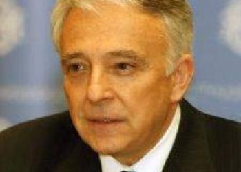 Mugur Isarescu