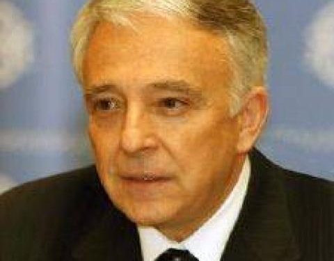 Mugur Isarescu
