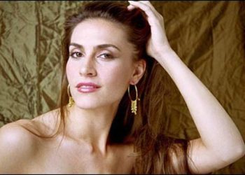 Nazanin Afshin-Jam
